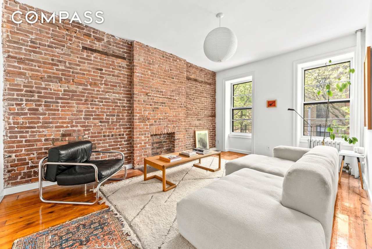 93 Sterling Place