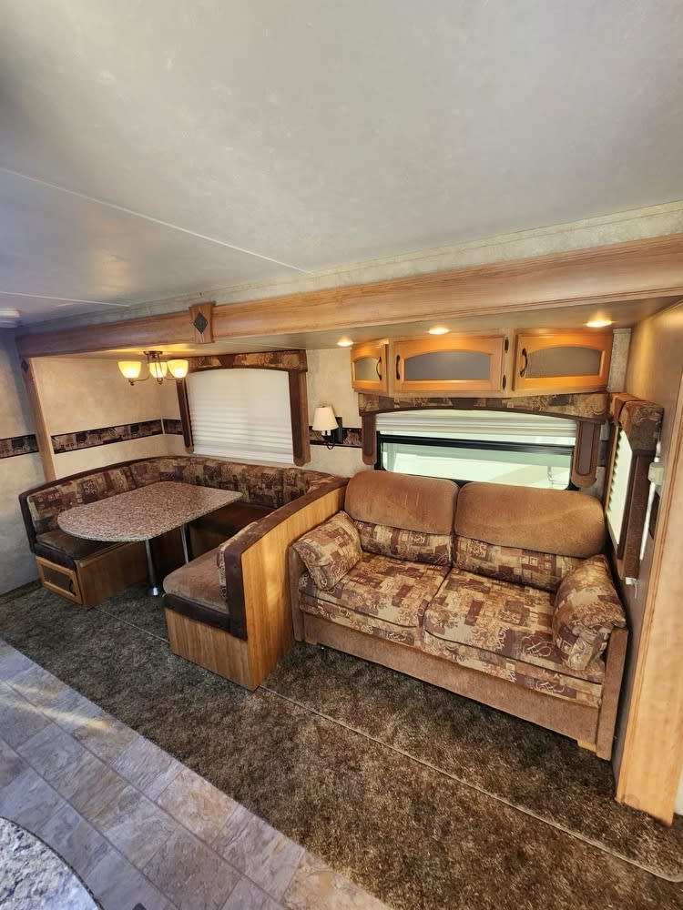 6230 Mayo Street (rear)