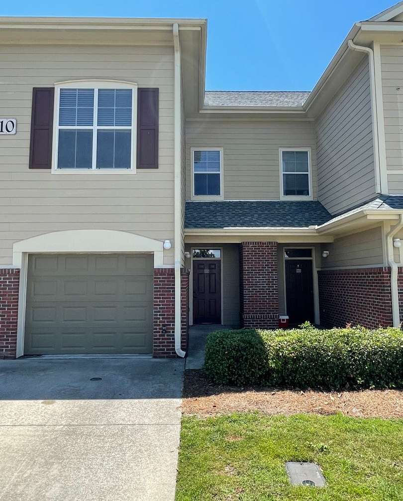 1004 Baldwin Rowe Circle