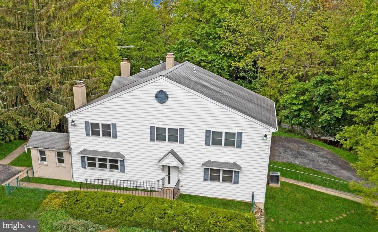 529 W UWCHLAN Avenue