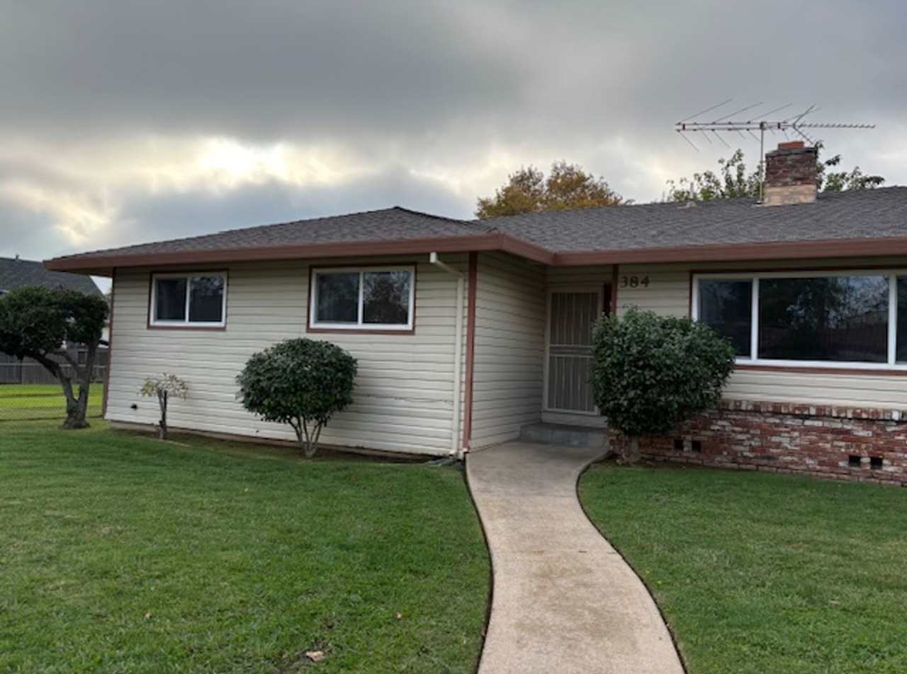 4BD/2BA Home in Lincoln