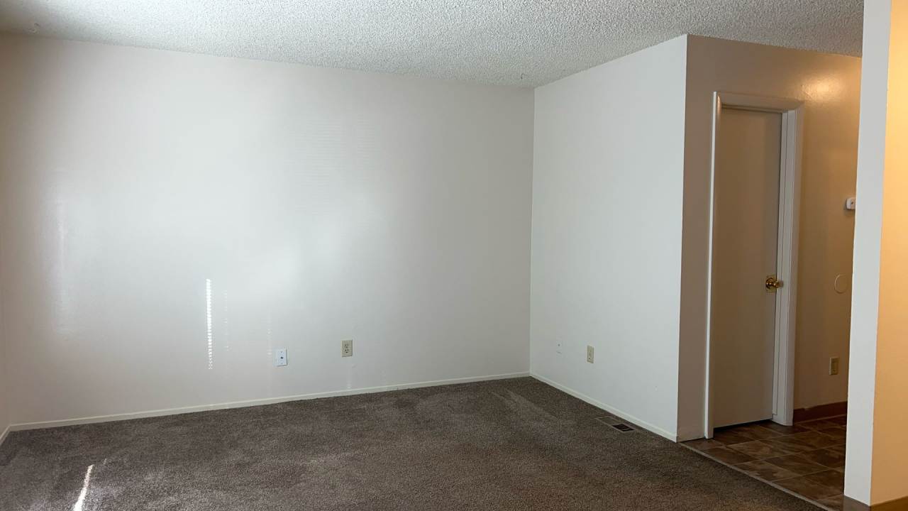 ONLY $1,395 PER MONTH FOR THIS SPACIOUS 3 BEDROOM, 1.5 BATHROOM UNIT LOCATED IN FALLON