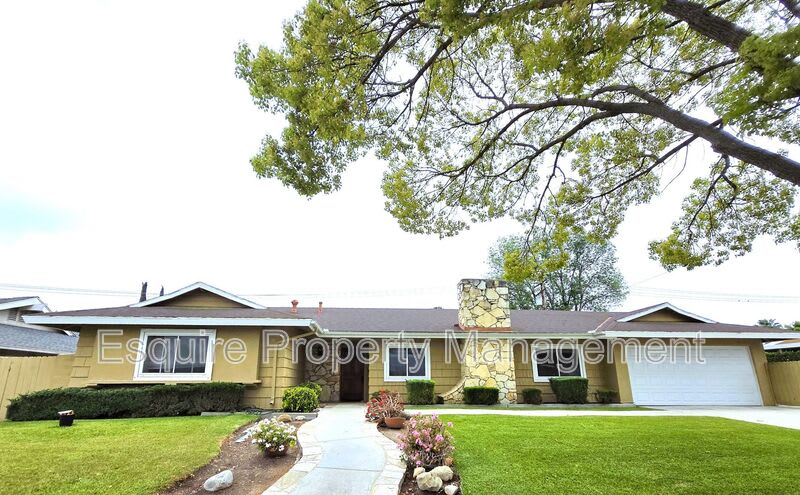 68 E. GAINSBOROUGH RD