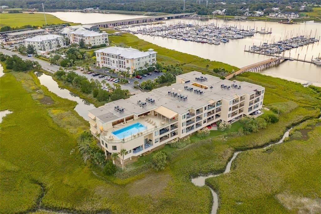 1 Marina Drive