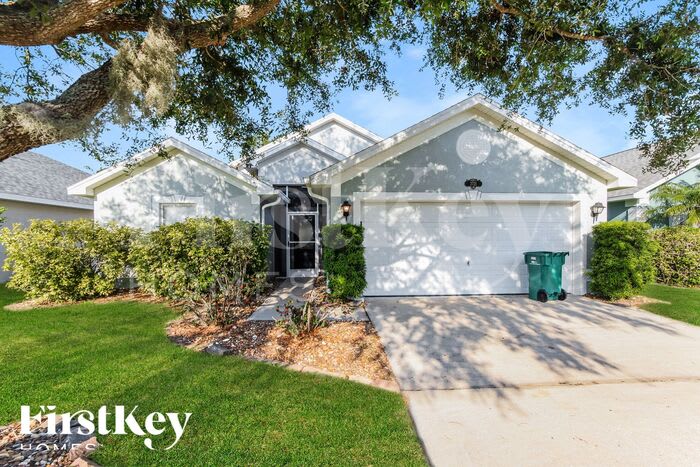 2721 Stratford Pointe Drive