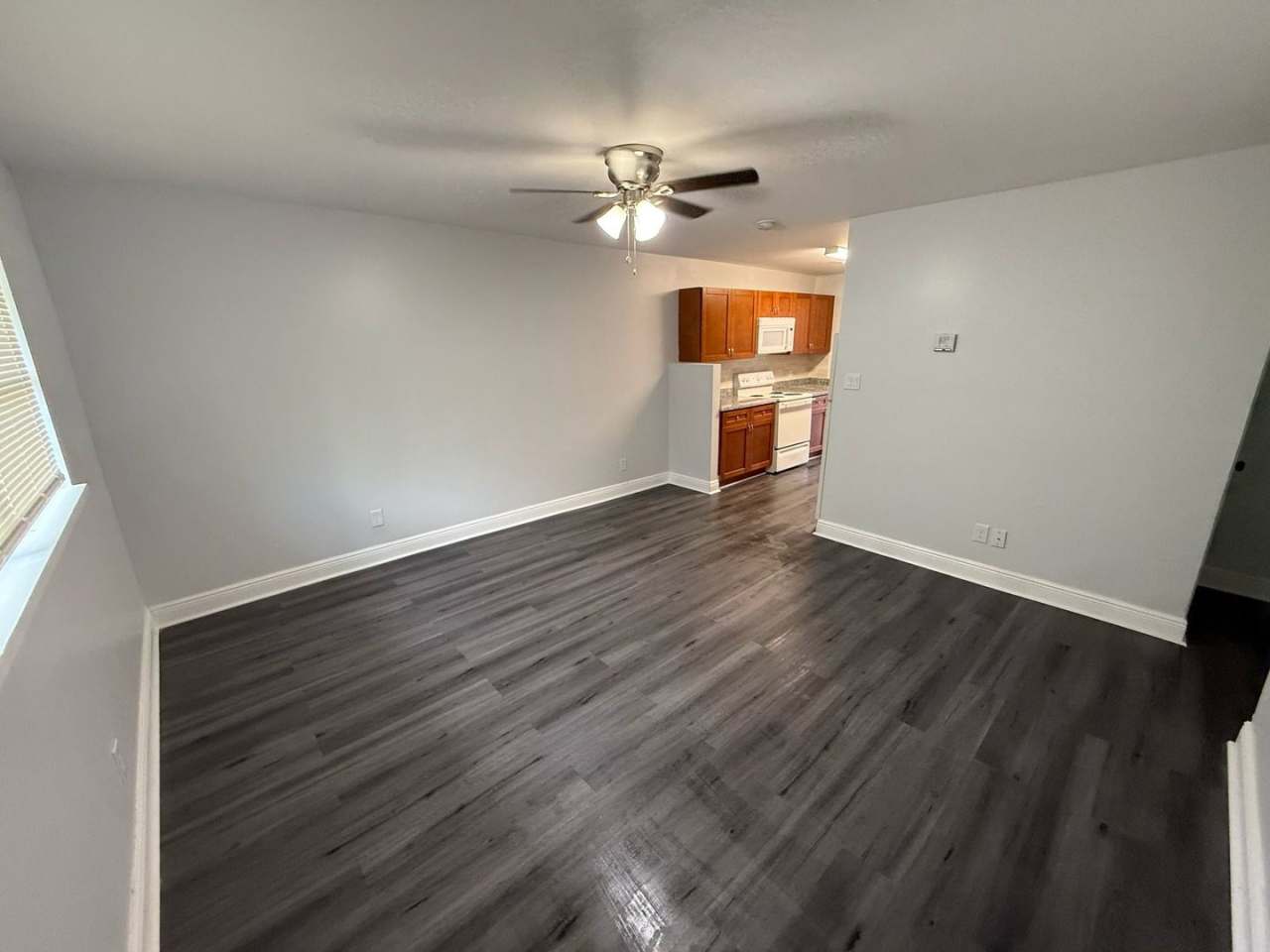 3/1 Duplex AVAILABLE NOW!