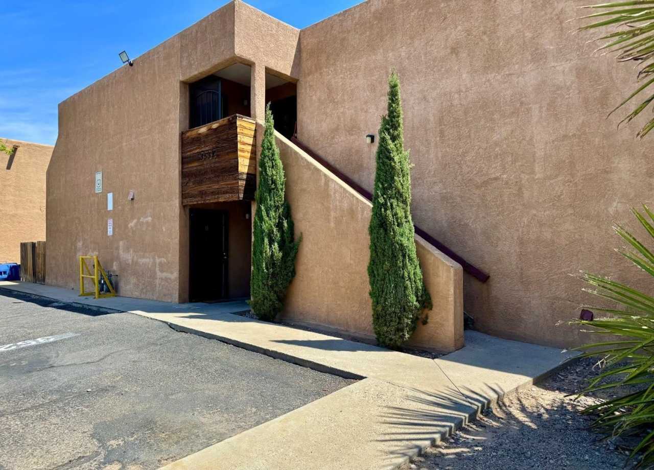 3532 Tyson Place unit: Apt B