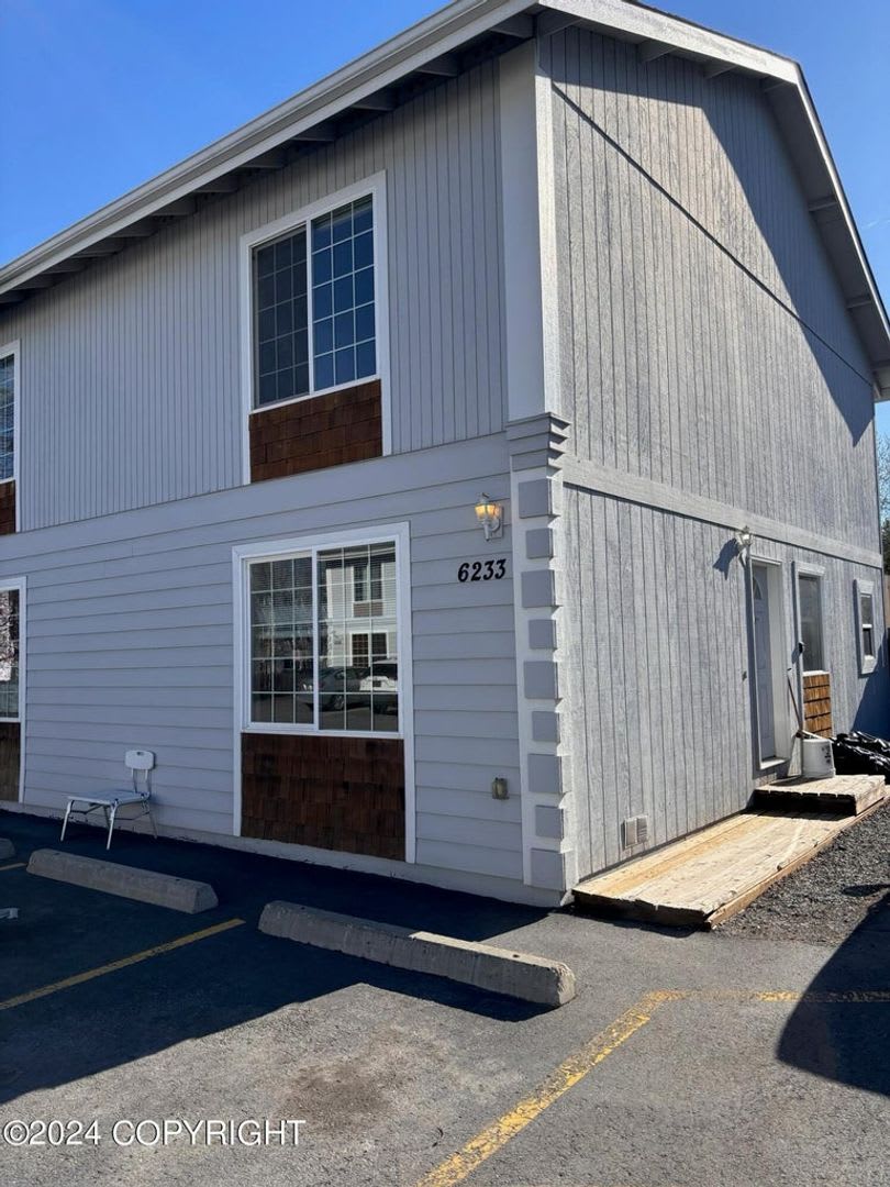 2 Bed UMED Townhouse