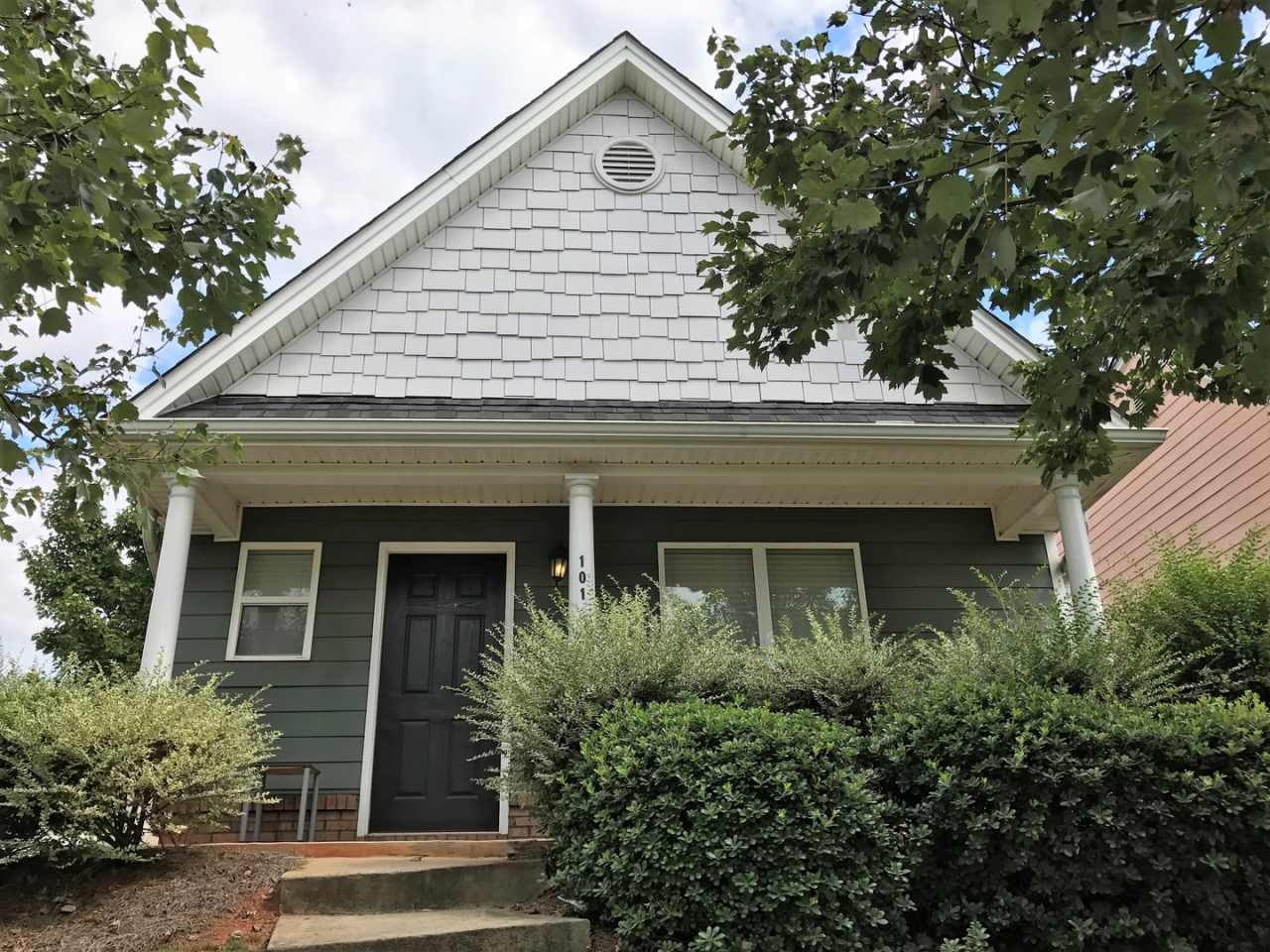 BRIDGEWATER HOME - PRE-LEASING FOR AUGUST 2026!