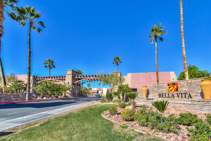 5273 Indian River Drive