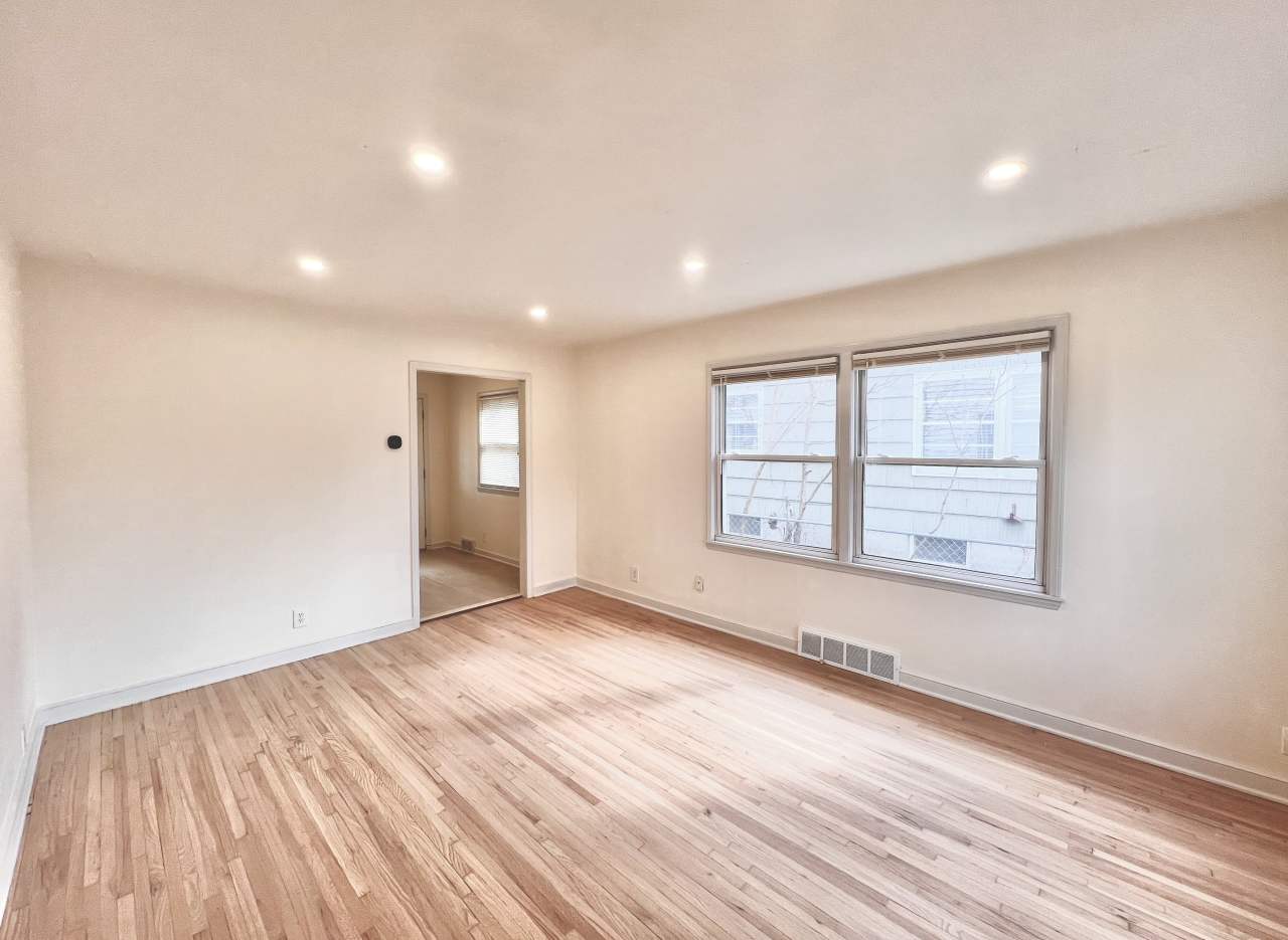 4011 Garfield Avenue