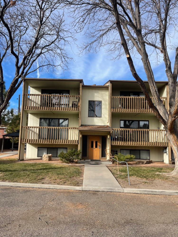 28 Amherst Ave Apt 1D