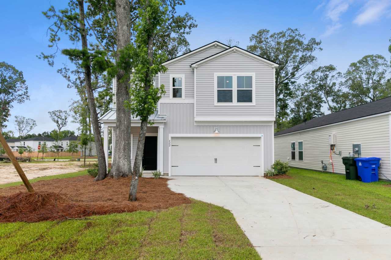 Spacious Move In Ready Single Family Home in West Ashley