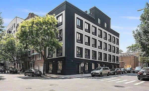 22 East 212th Street