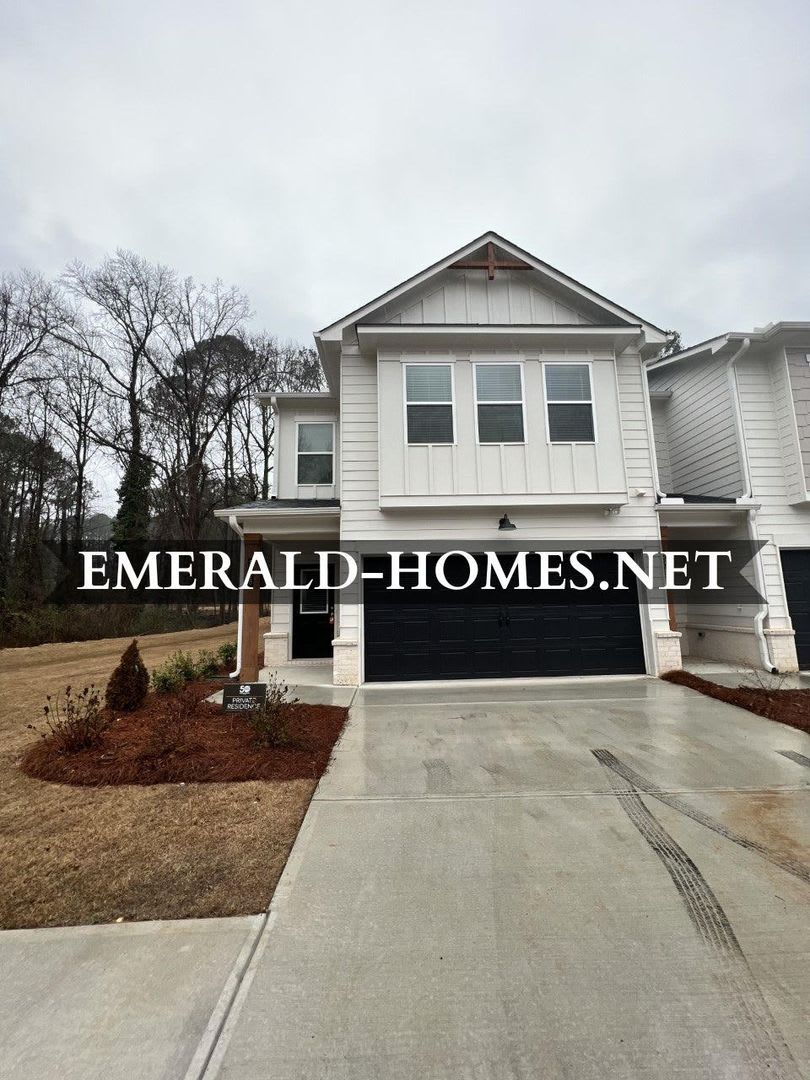 !!!WARNING: AVOID SCAMS CONFIRM RENTAL AT 770-822-6040!!! RENT DECREASED!!! Recently Built Town Home!