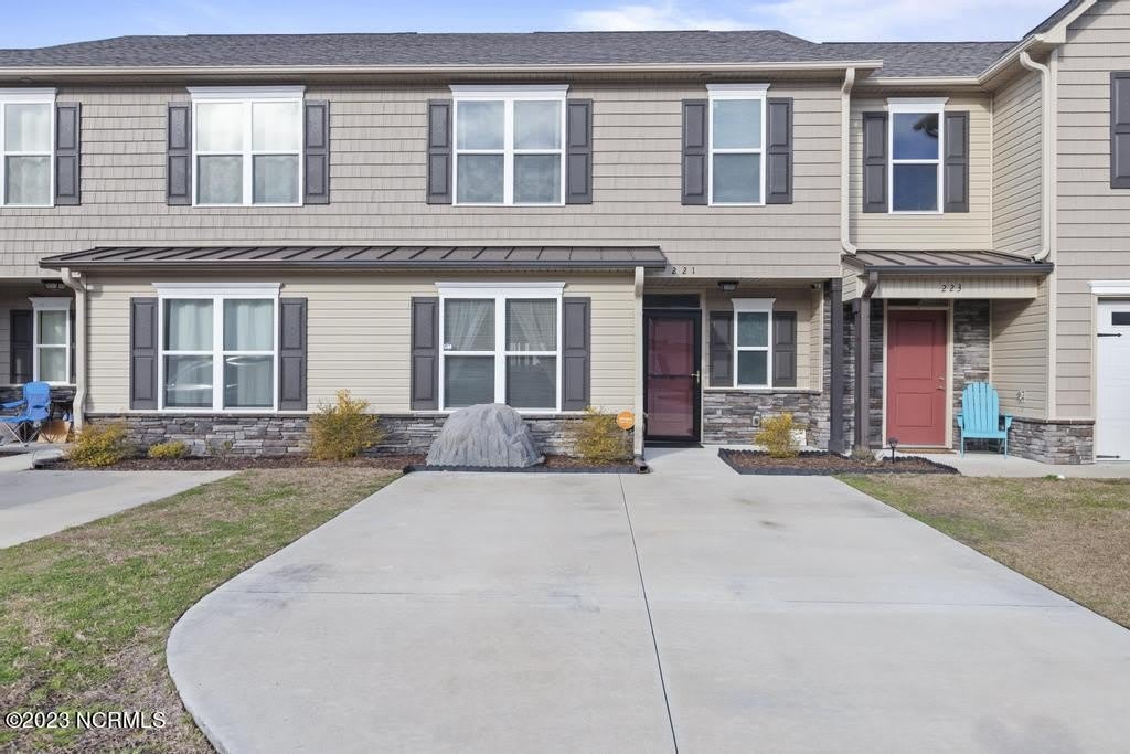 221 Boyington Place Road