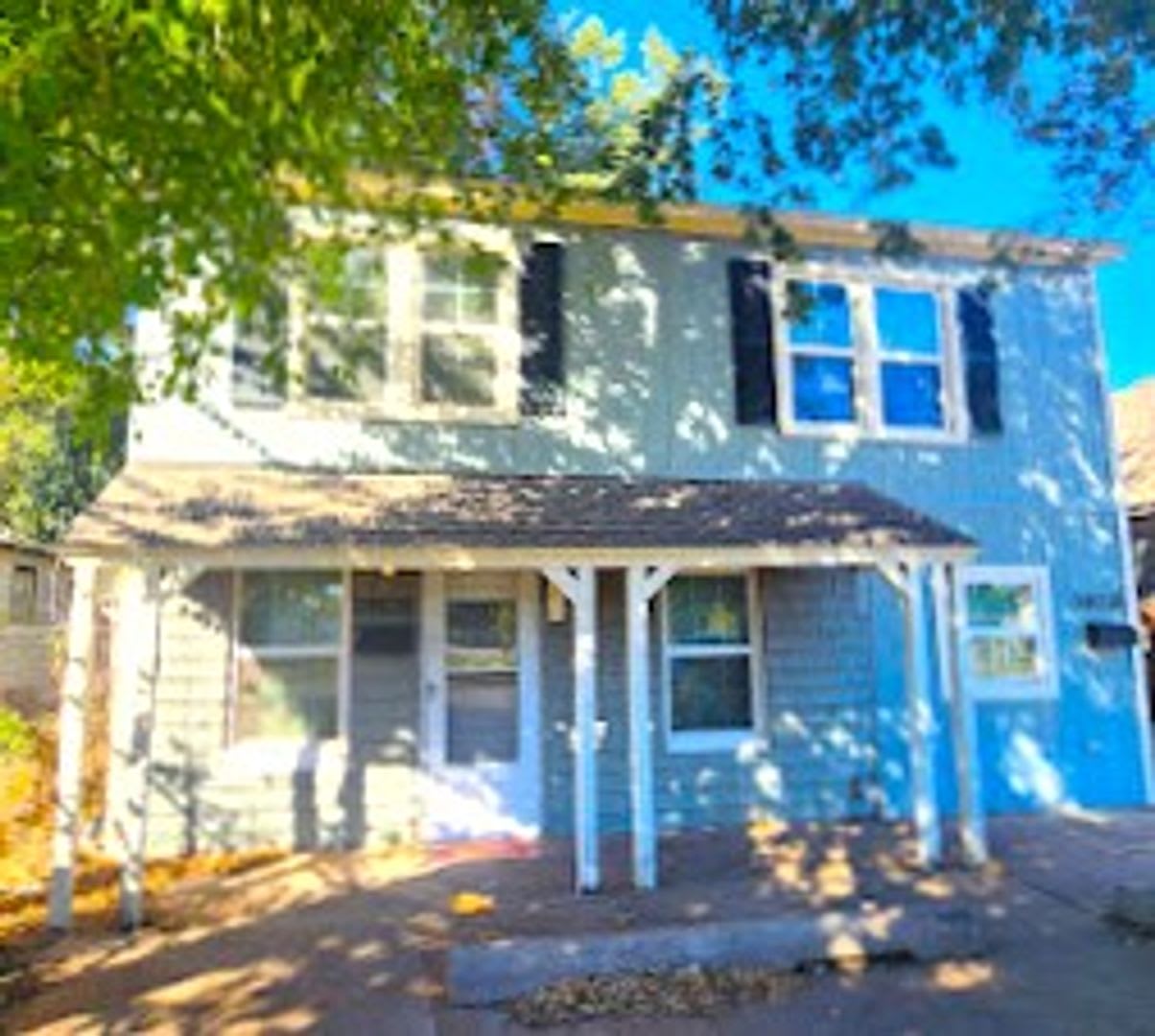 Furnished 1 Bed 1 Bath Apt in Linwood Place Add NW OKC