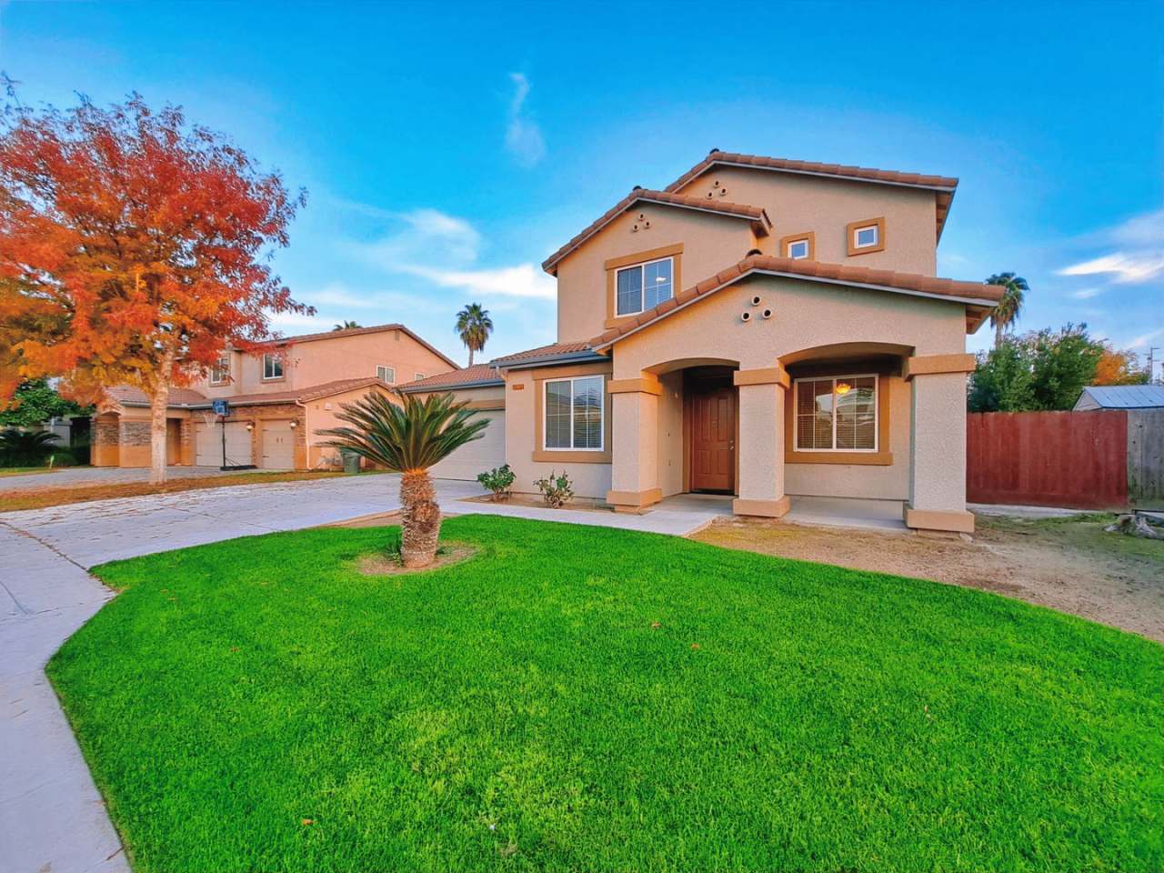 Comfortable Two-Story 4BR Home in Fresno!