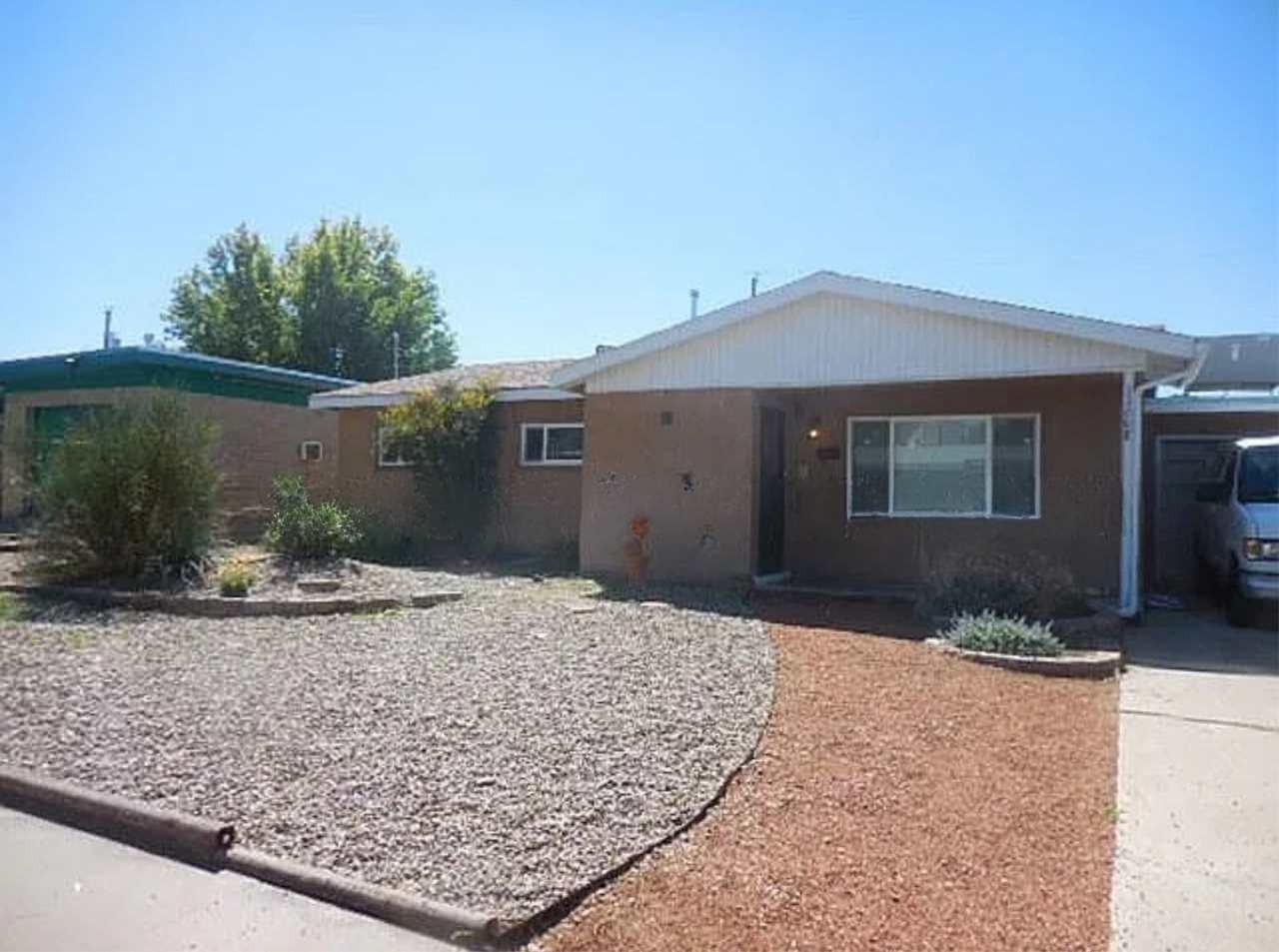 11608 Rosemont Avenue Northeast