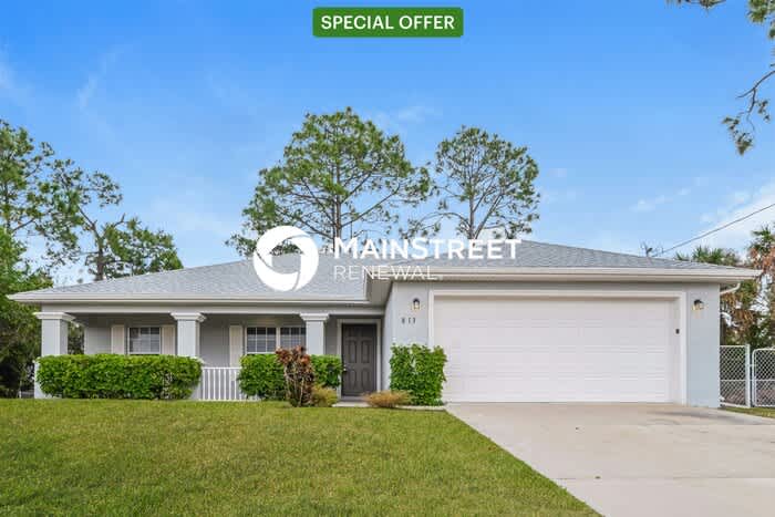 813 Aprile Avenue South