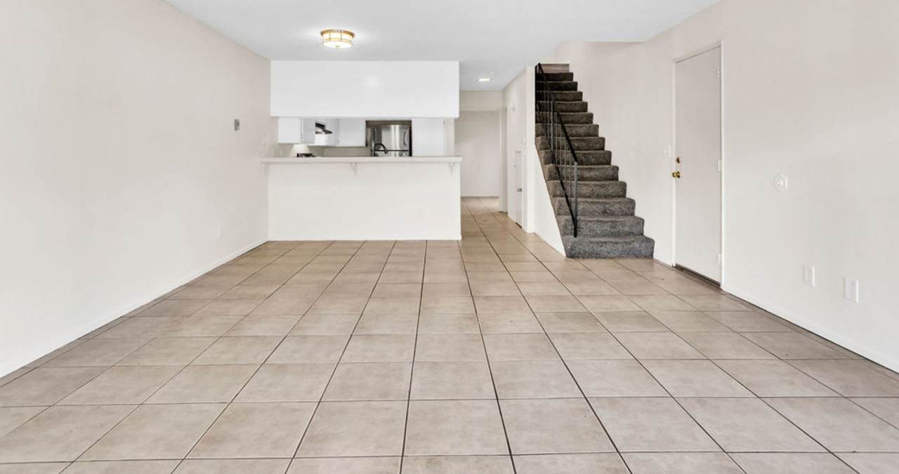 Great three bedroom townhome in UTC! Available now!