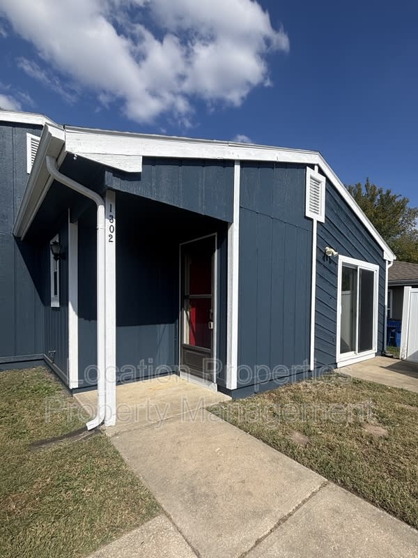 1302 East 25th Terrace - 1