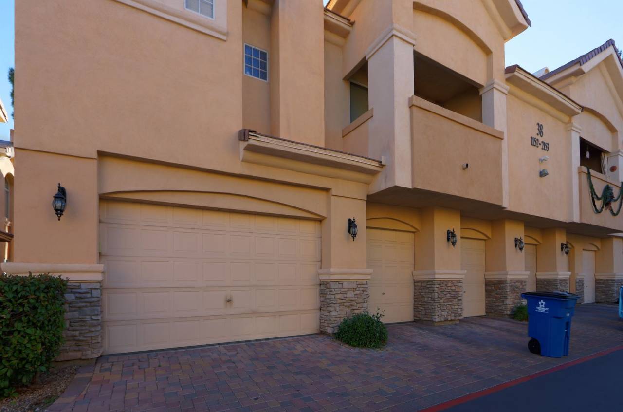 3555 Meridale #2153 - Beautiful Condo