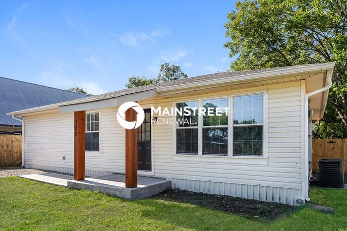 102 East Barton Street