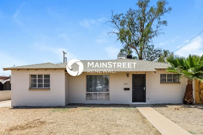 2753 West Lawrence Lane