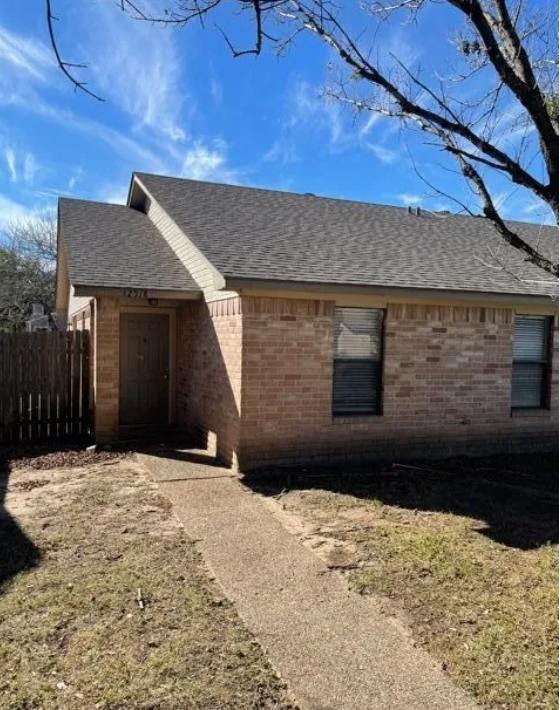 2518 Hickory Dr