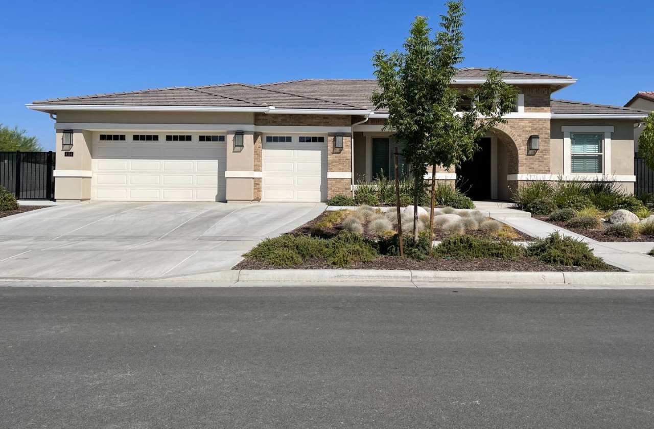 COMING SOON! - Belcourt Seven Oaks