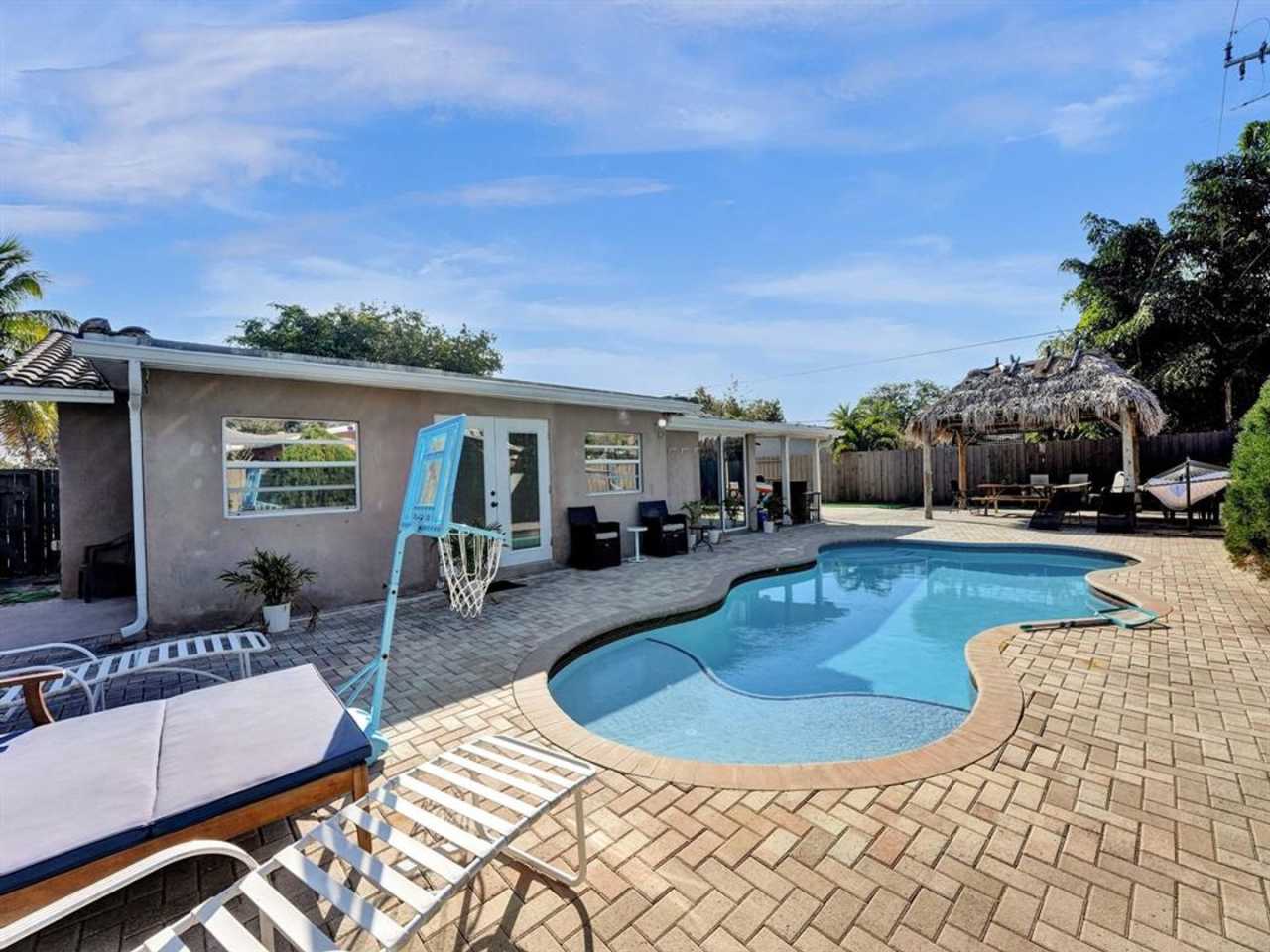 1301 SE 2nd Terrace, Deerfield Beach, FL 33441