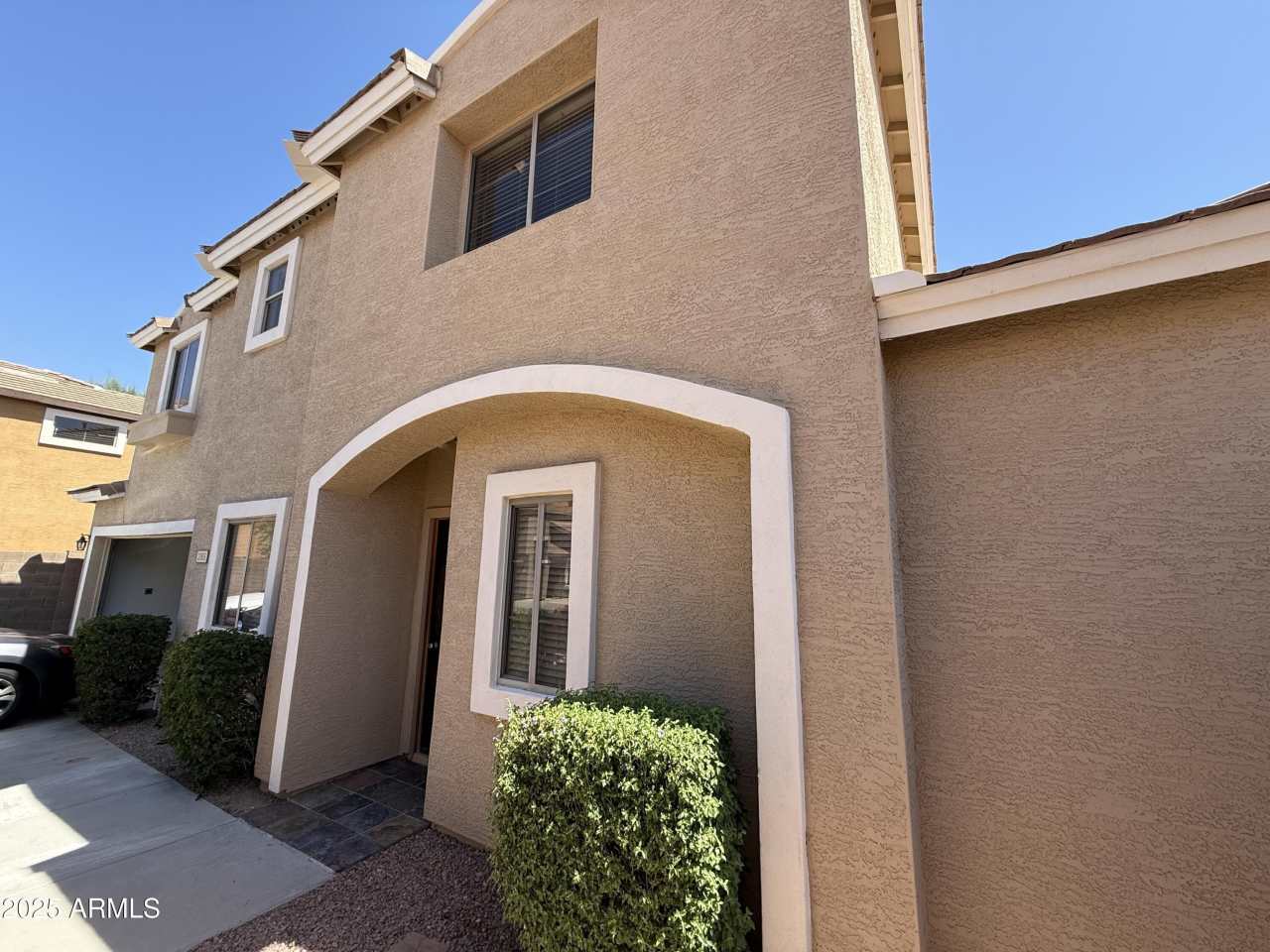 21815 N 40TH Place