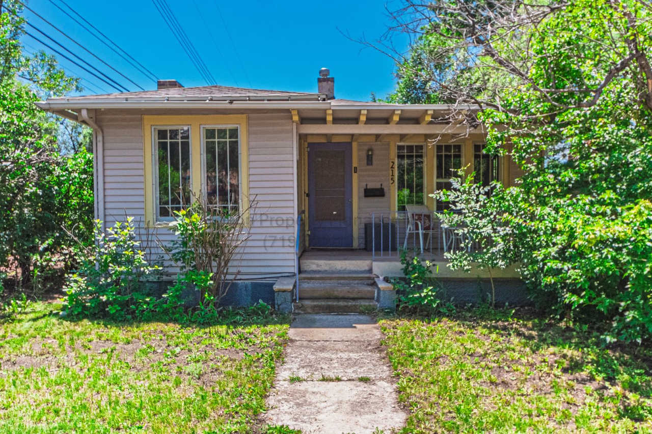 Charming 2 Bedroom House in the Historic Old North End