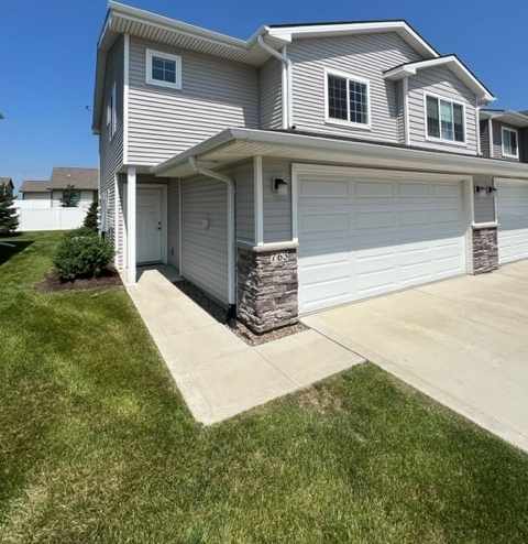 763 Northeast Macey Way