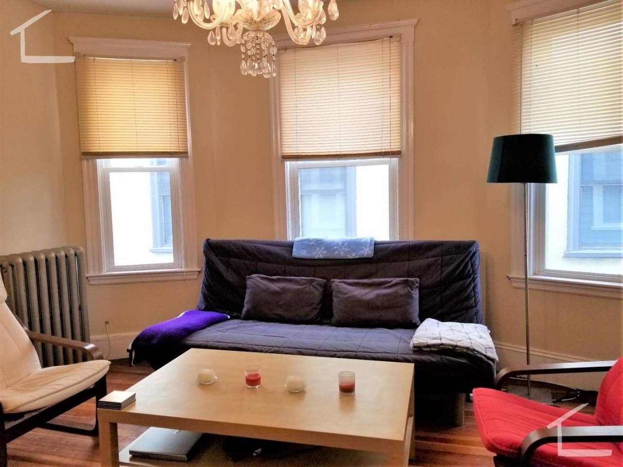 VERY NICE 3 BED IN BROOKLINE!!!!