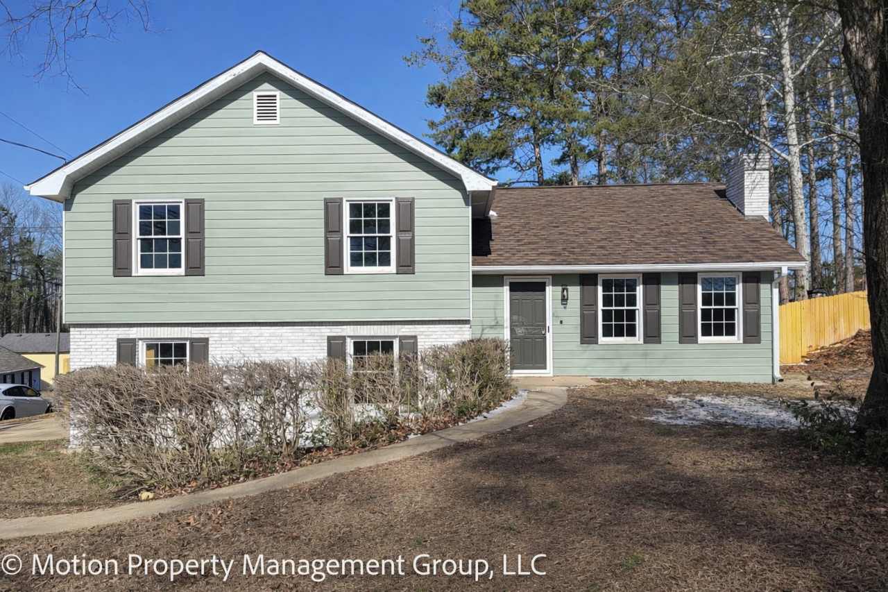 1330 Hillcrest Drive – Move-In Ready