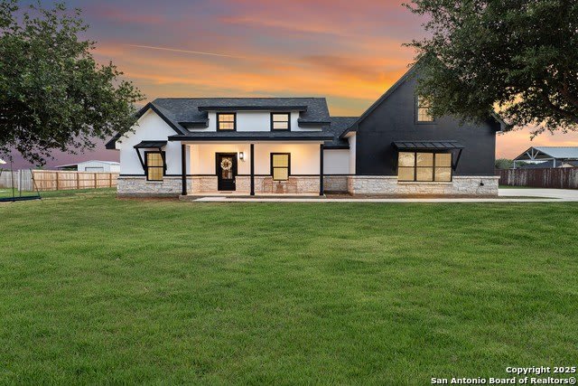 140 W Tree Farm Dr