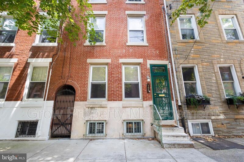 755 S 10th Street