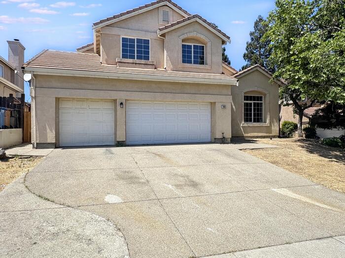 1905 Paradise Peak Court