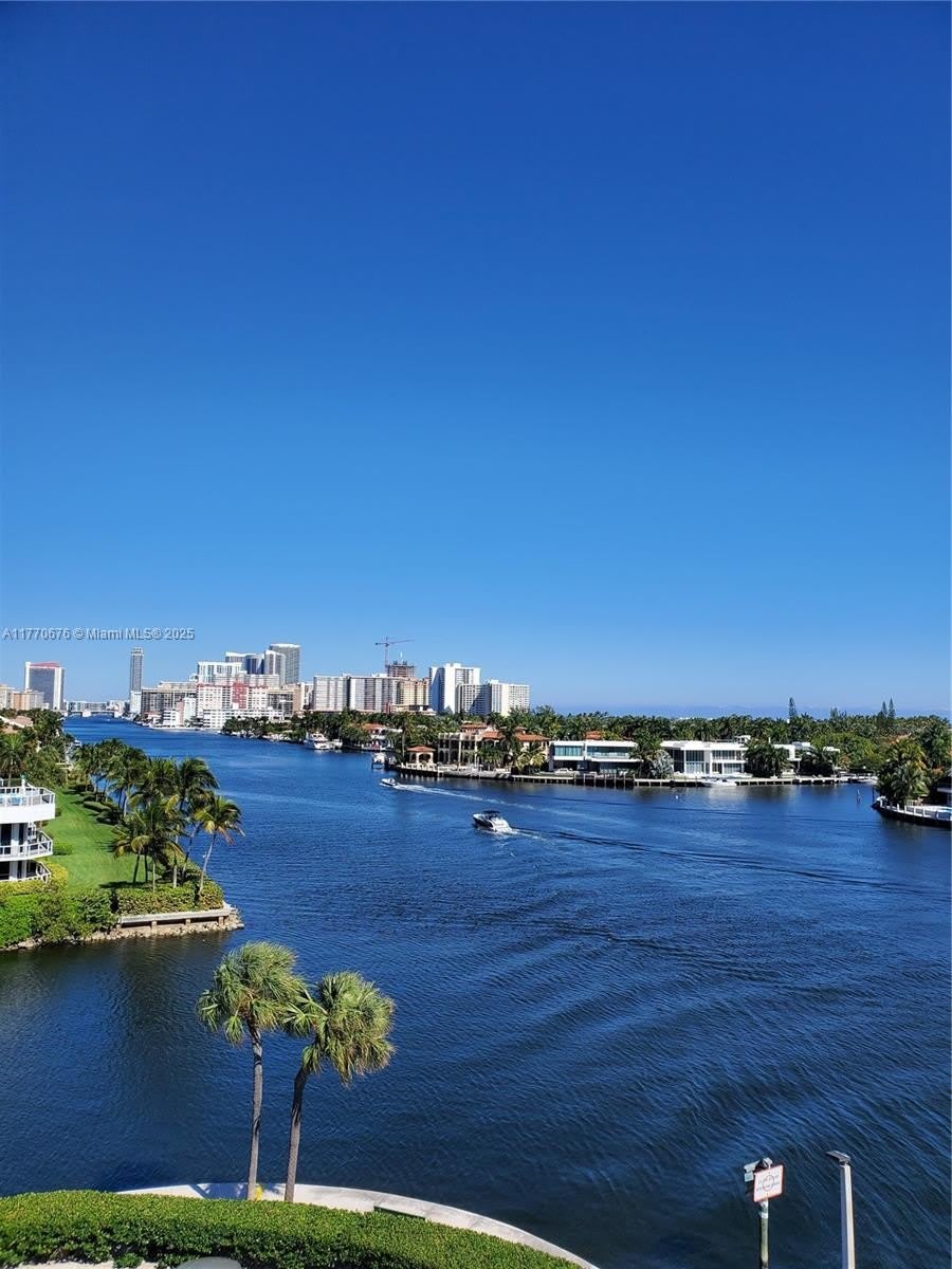 20515 E Country Club Dr