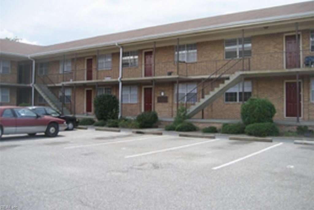 1213 W Ocean View Avenue