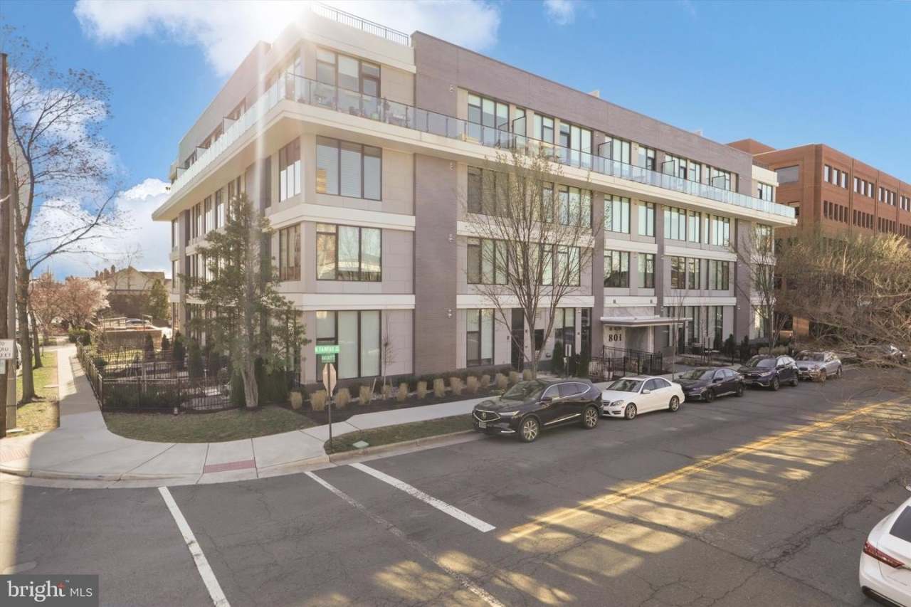 801 N FAIRFAX ST #318