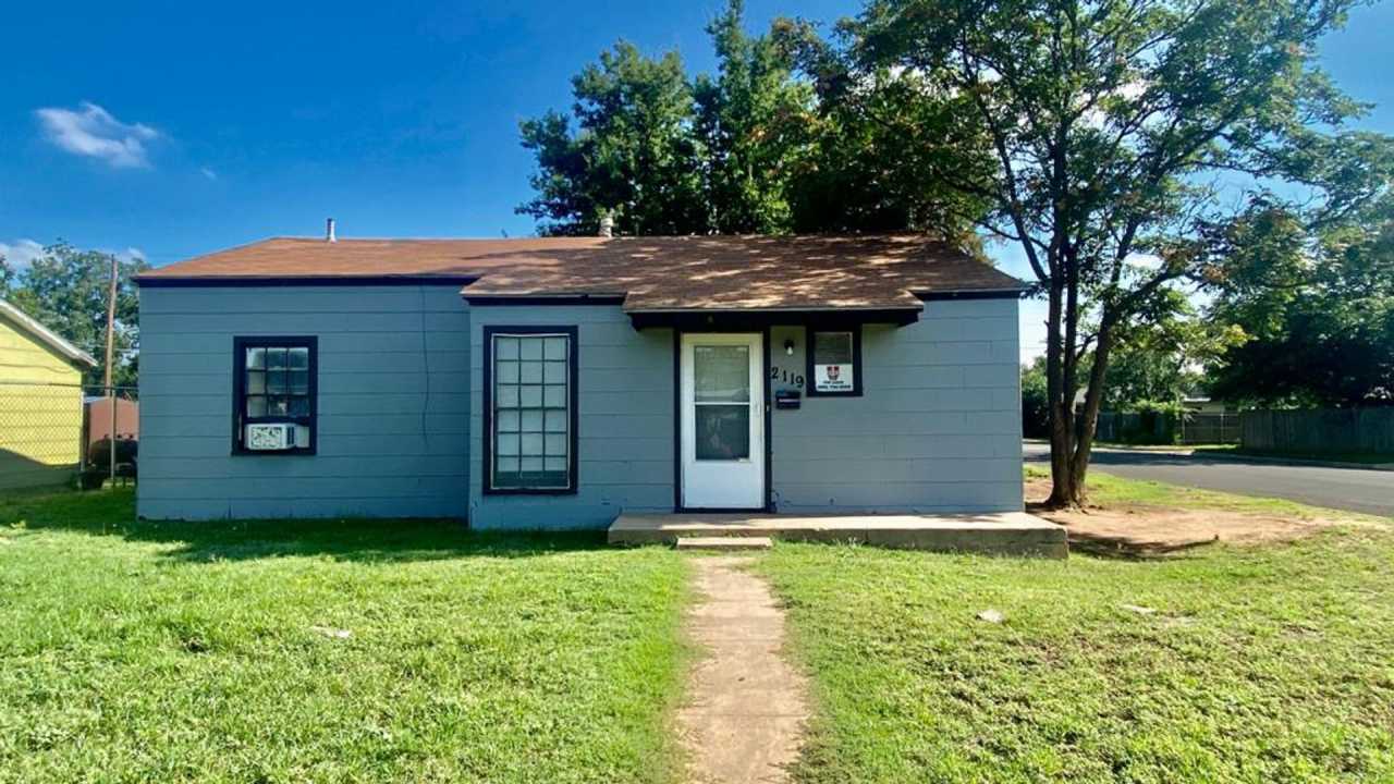 $0 First Month's Rent / $0 Deposit at Move-in