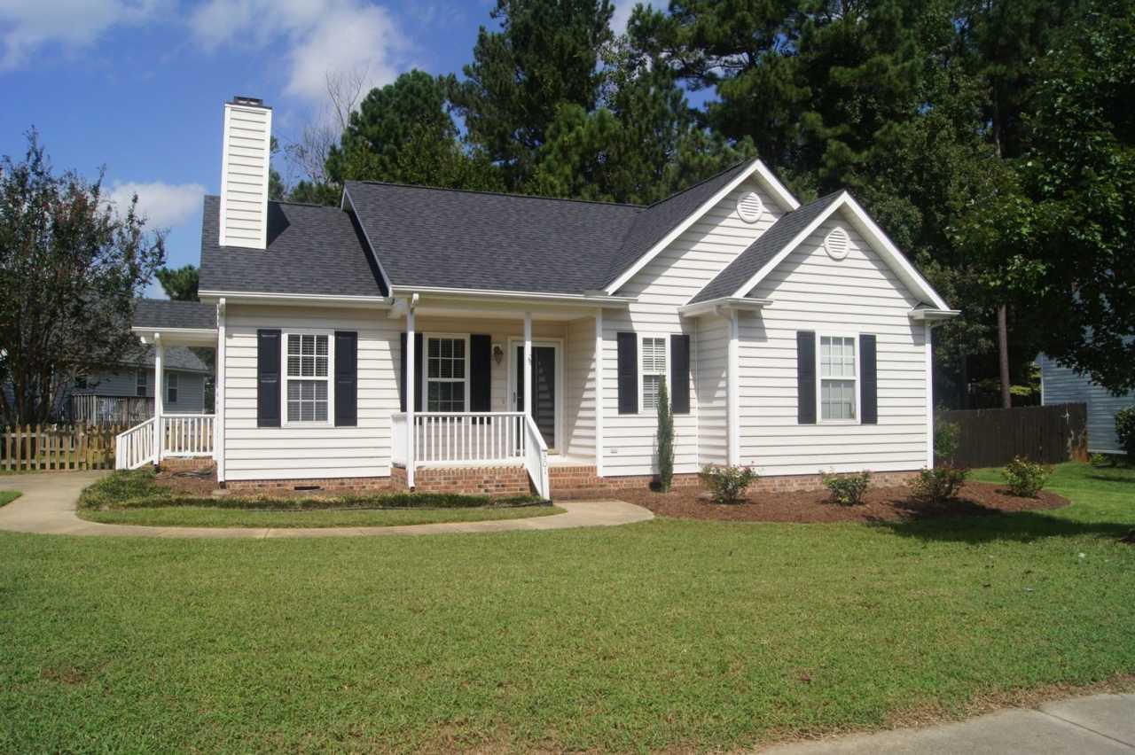 Charming 3BR House in Holly Springs