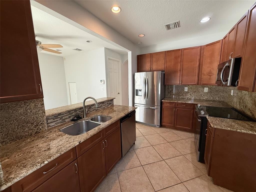 177 Lake Monterey Cir