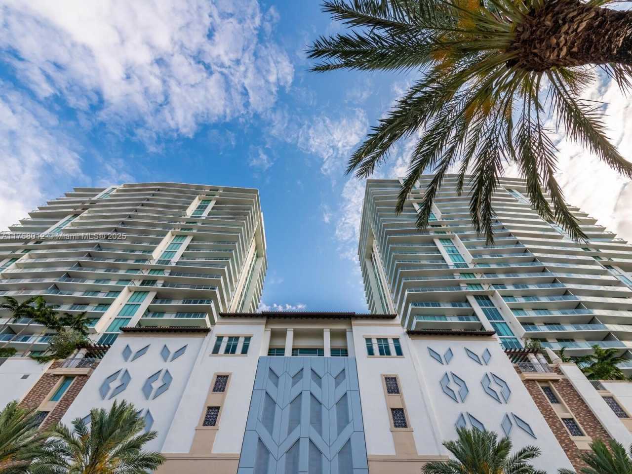 300 Sunny Isles Blvd
