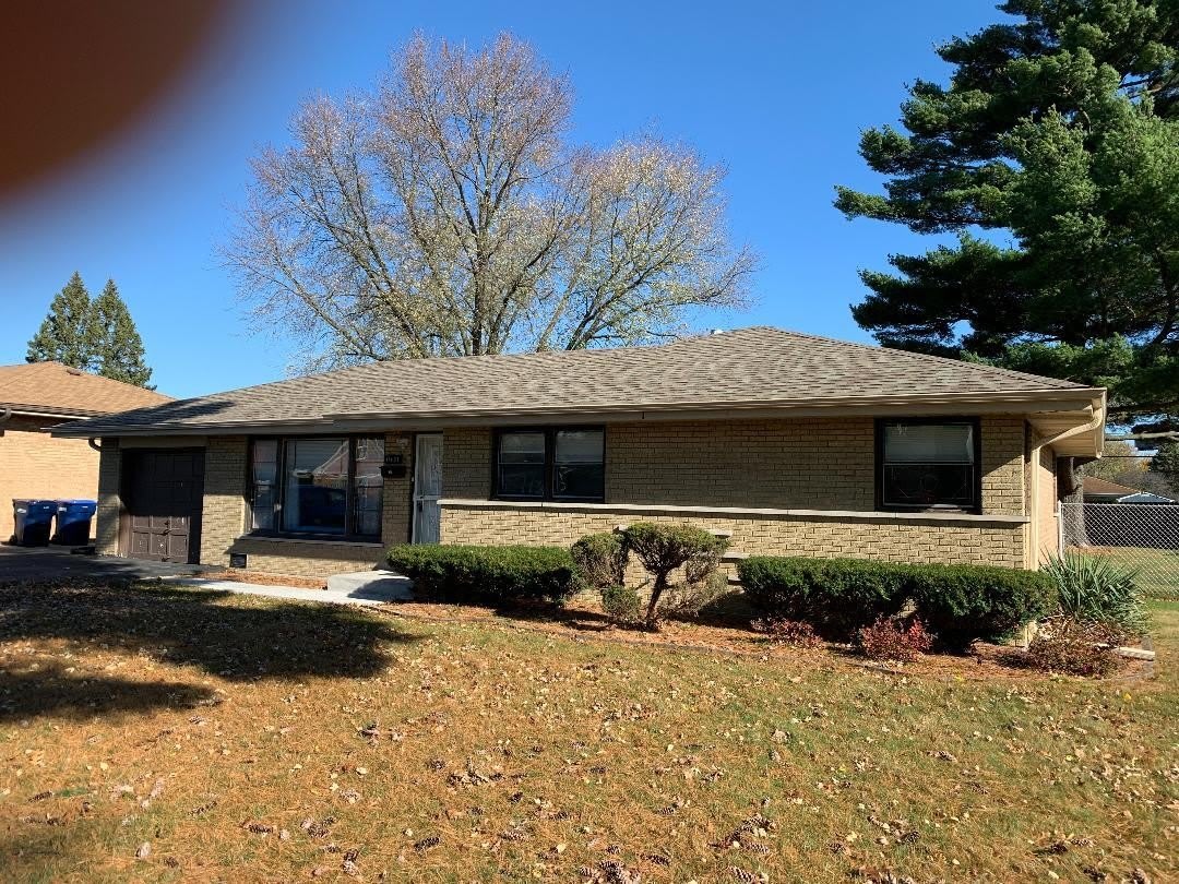 11433 Nashville Avenue