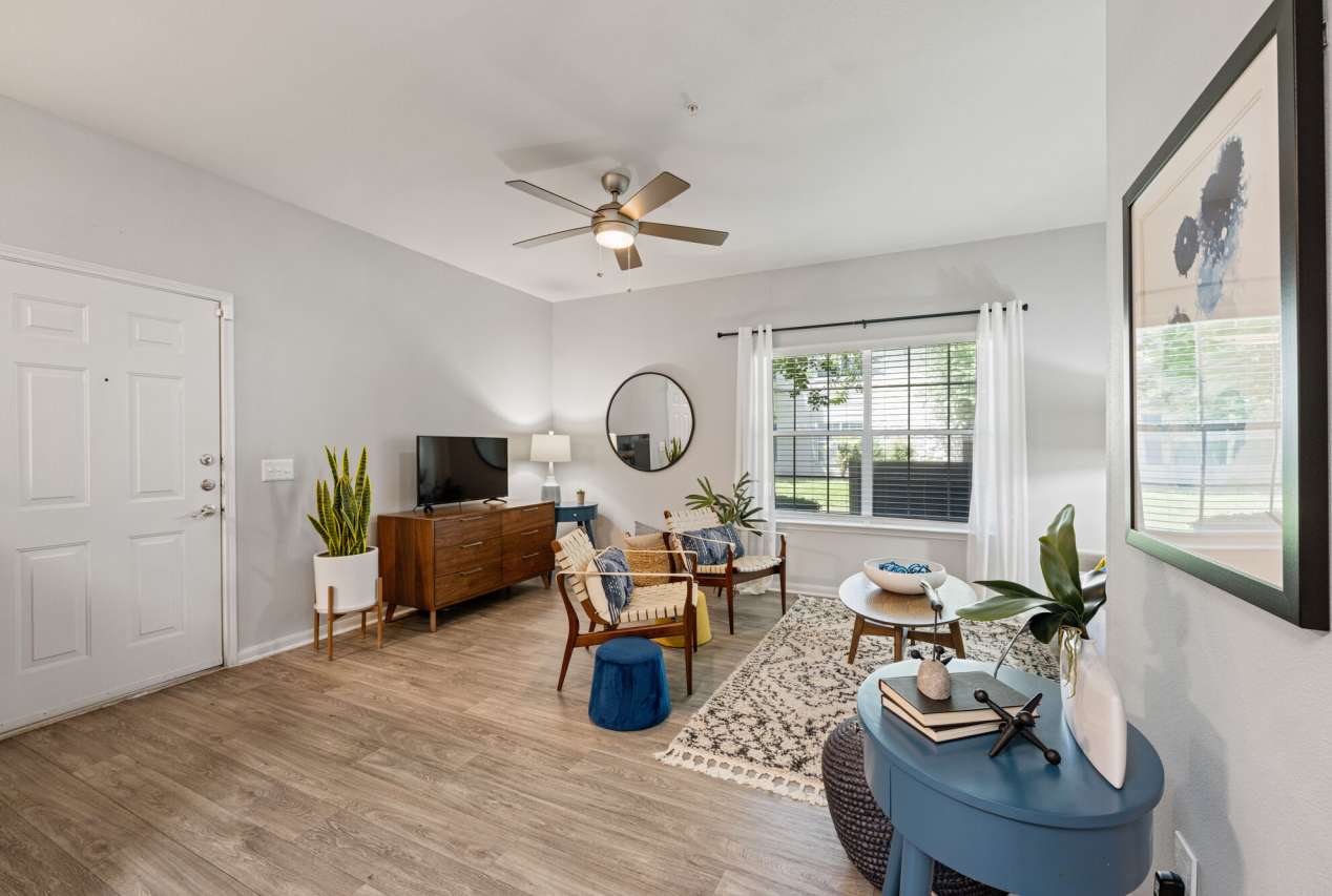 Oak Grove Apartments