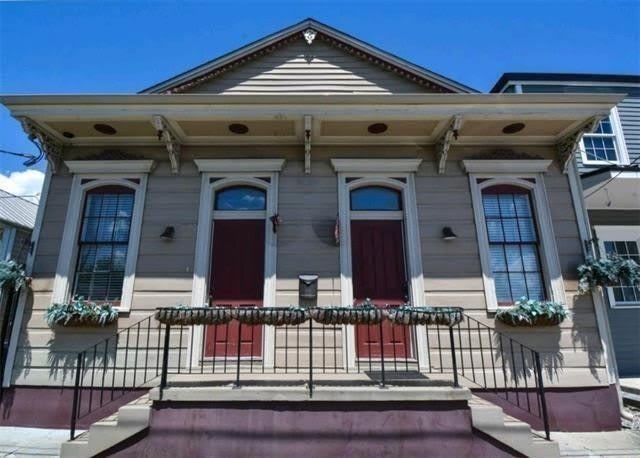 2827 ST CLAUDE Avenue